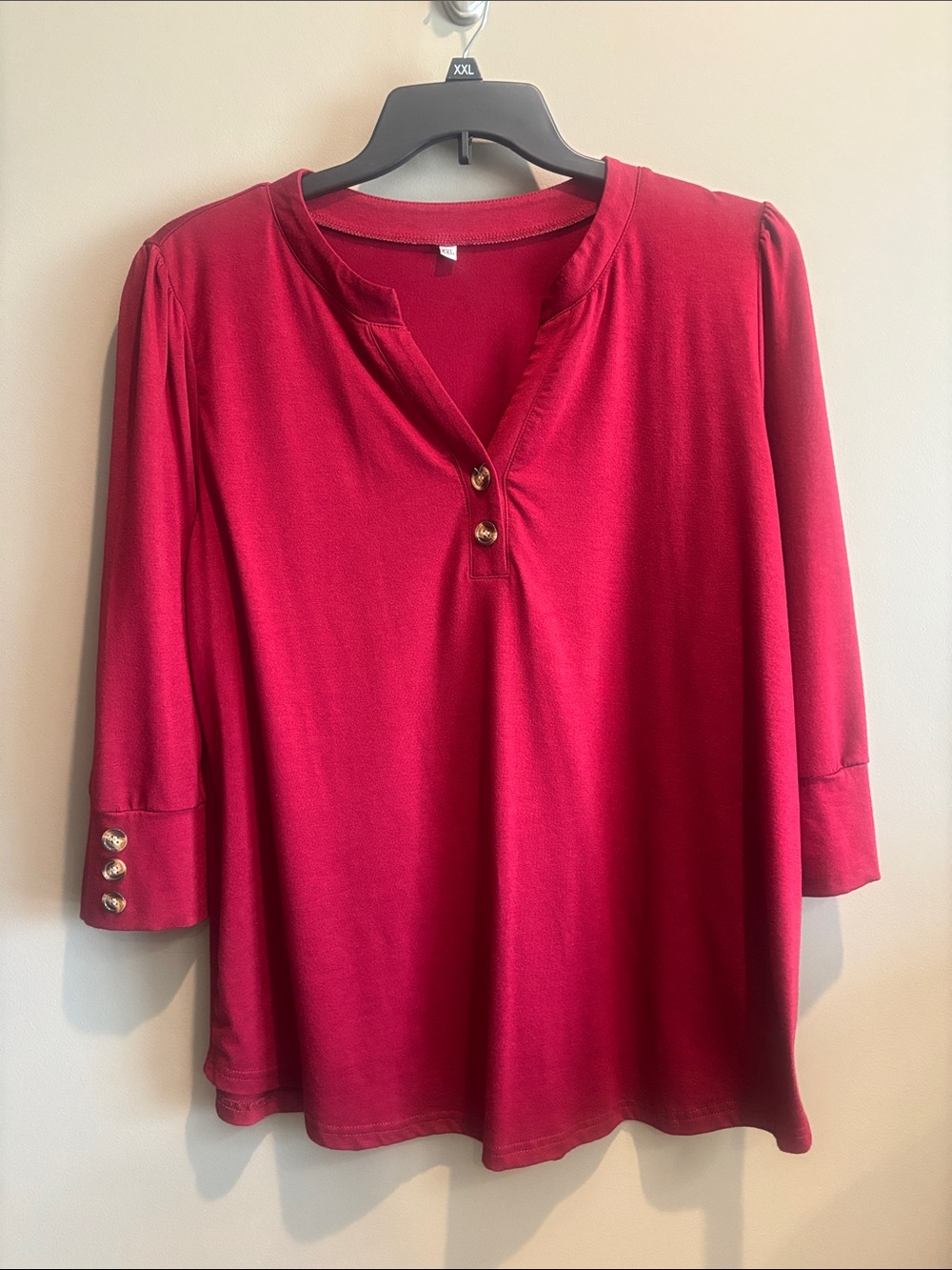 Women's Burgundy Red Button-Front 3/4 Sleeve Top